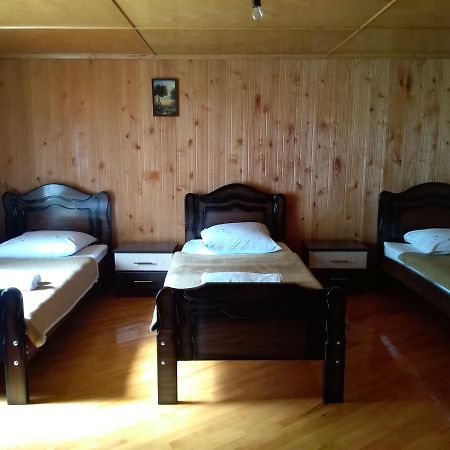 Guest House Anisa Birkiani 外观 照片